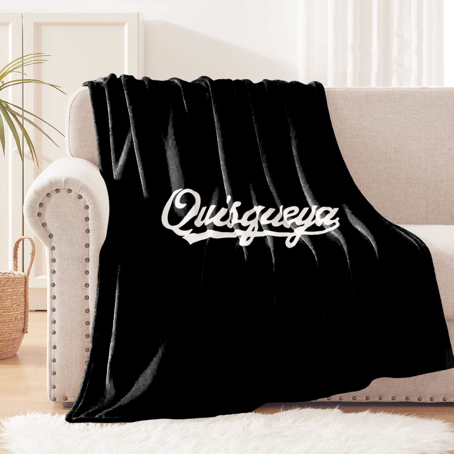 Manta de Tela Polar, Poliéster de 1.10 x 1.60 cm Quisqueya Sports